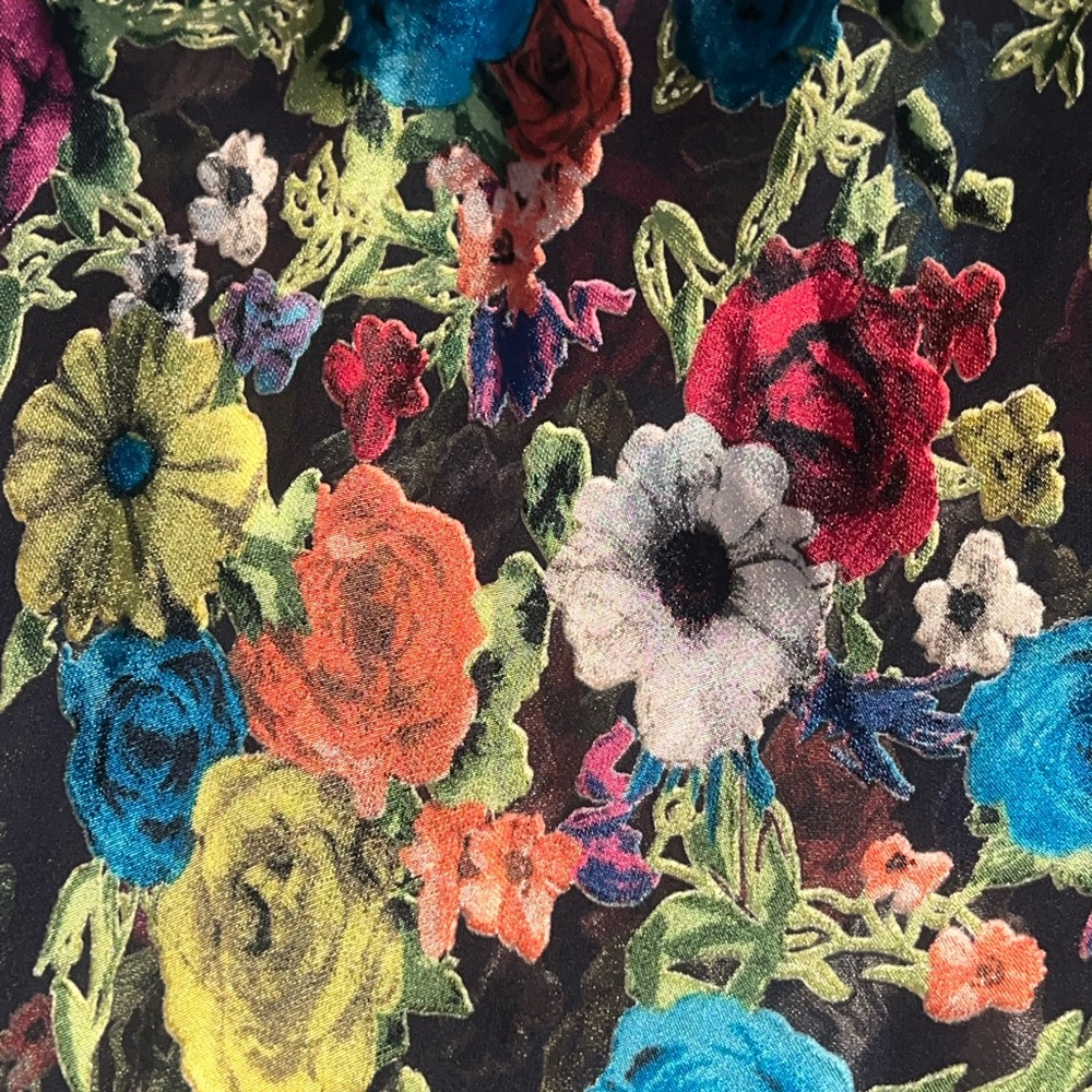 Size 4, Black Background, Multicolored Flowers - image 3